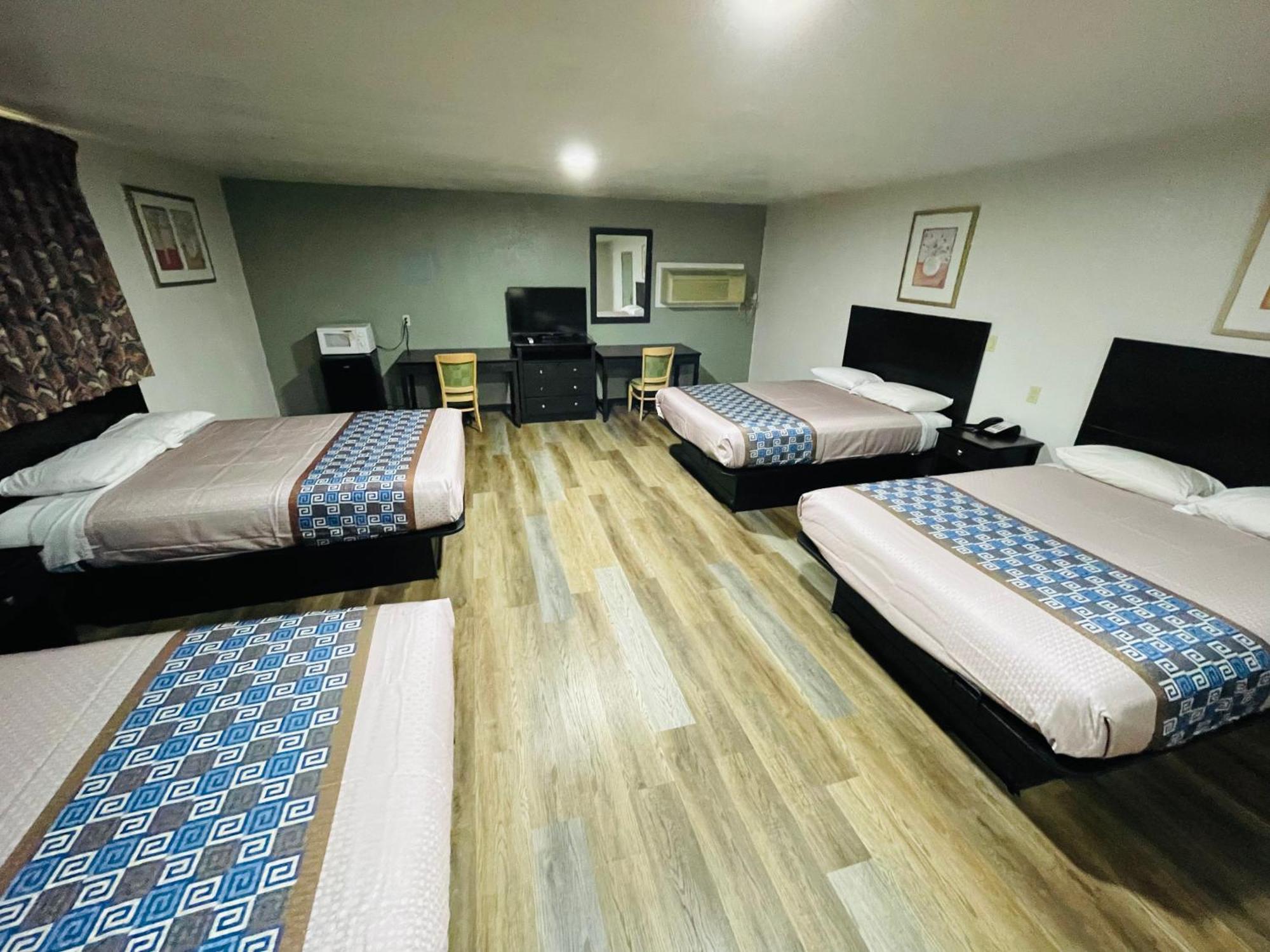 Budget Inn Ада Экстерьер фото